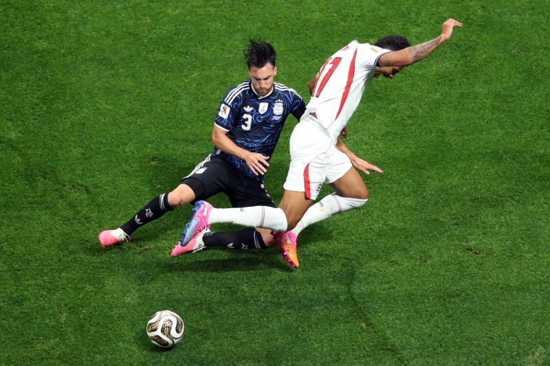 Babak pertama Inggris vs Argentina sengit, skor masih nirgol