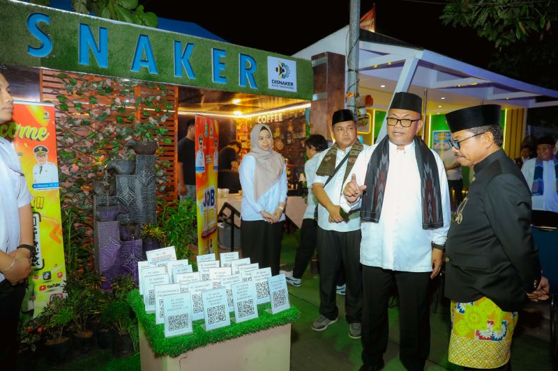 Disnaker Kota Tangerang gelar bursa kerja di Festival Cisadane 2026