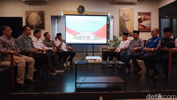 Pemerintah Desa Minta Pembangunan Fisik Kopdes Merata: Dana Sudah Terpotong!