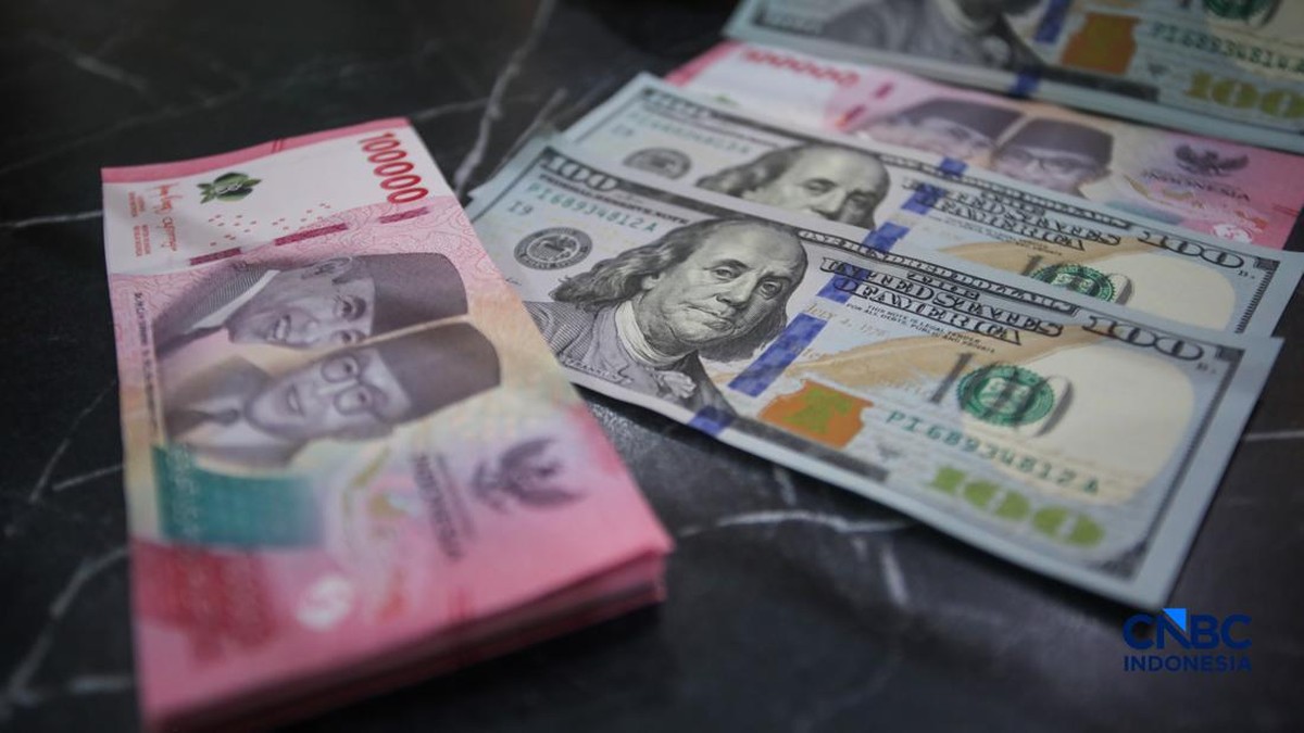 Rupiah Melesat ke Rp17.685/US$, Terbaik dalam Nyaris 3 Bulan Terakhir