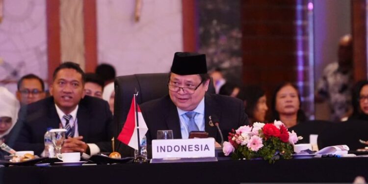 Airlangga dorong diversifikasi pasar ekspor furnitur RI