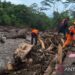 SAR cari dua warga yang hilang akibat banjir bandang di Solok