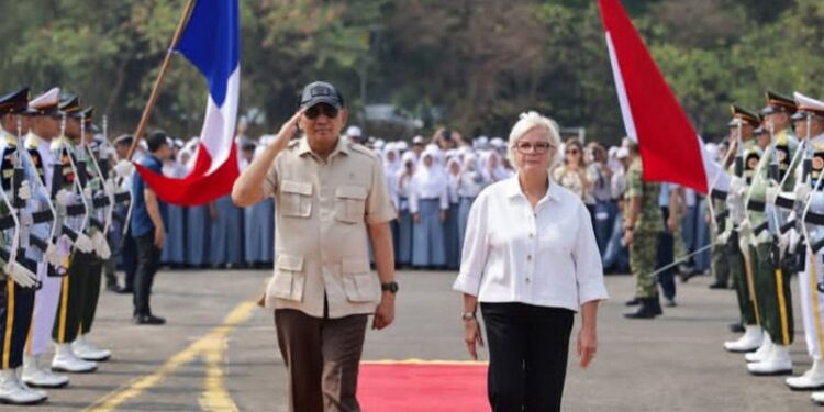 Menhan RI dan Menteri Angkatan Bersenjata Prancis tinjau Misi Pegase