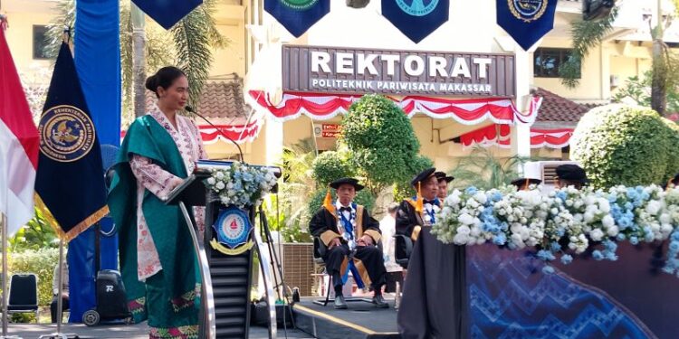 Wamenpar minta alumni Poltekpar ikut bangun pariwisata berkelanjutan