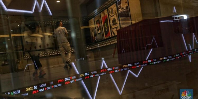IHSG Sesi 1 Jatuh 1,49%, Asing Ikut Berperan