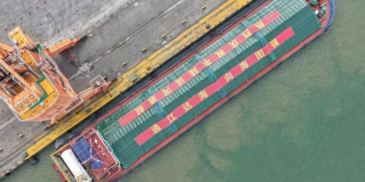 Kanal Pinglu resmi beroperasi, dorong perdagangan China-ASEAN