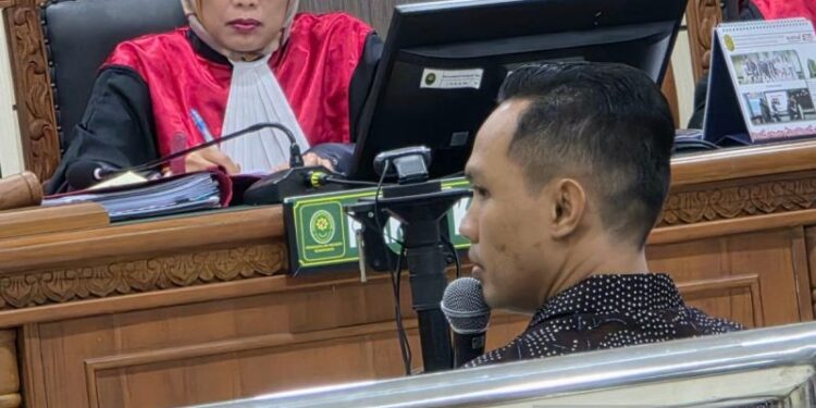 Bupati Cilacap nonaktif mengaku tak tahu pungutan THR 2025