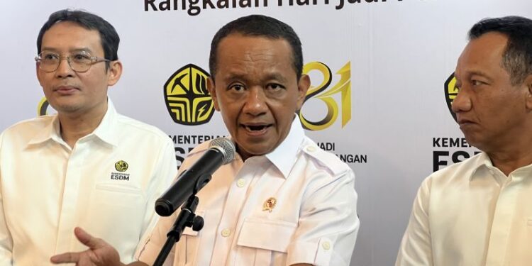 Menteri Bahlil bentuk tim untuk susun DIM RUU Migas
