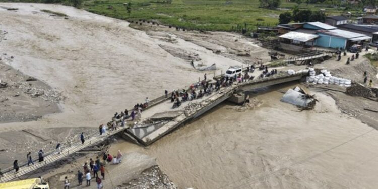 Kementerian PU gerak cepat tangani Jembatan Aih Bobo terdampak banjir