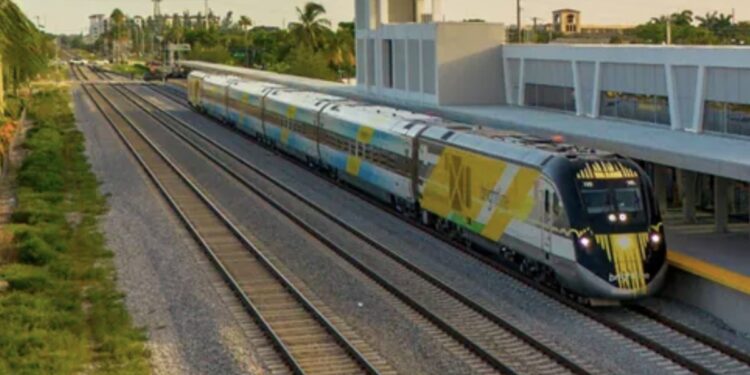 Penumpang Sepi dan Utang Menumpuk, Perusahaan Kereta Cepat Mau Bangkrut