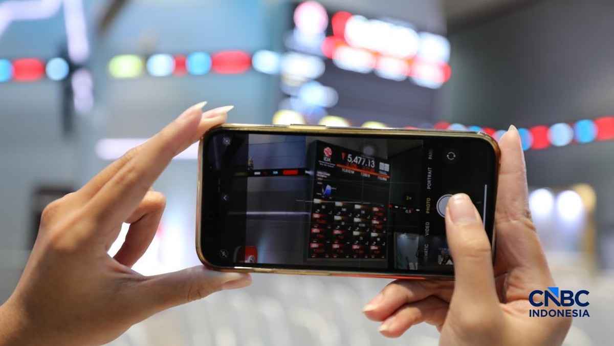 IHSG Sesi I Dibuka Menguat 0,30% ke Level 6.639
