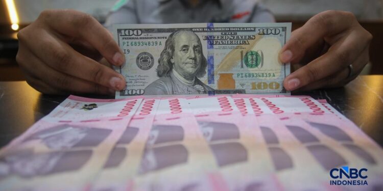 Breaking! Rupiah Melemah 0,56%, Dolar AS Tembus Rp17.800