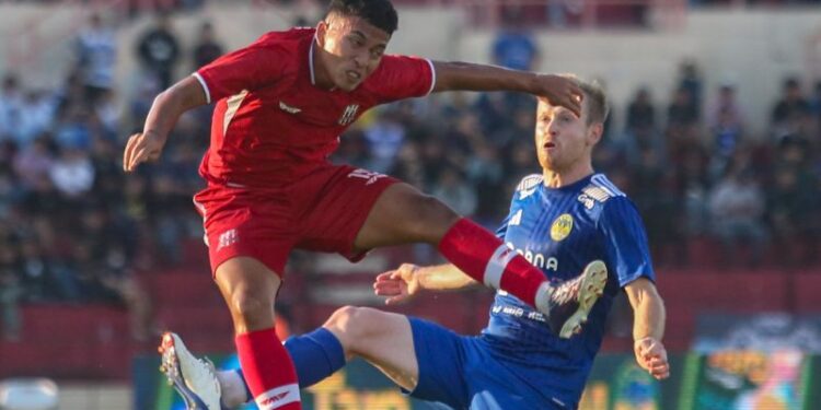 Adrian Purzycki dipastikan bela PSIM Yogyakarta kontra Persija Jakarta