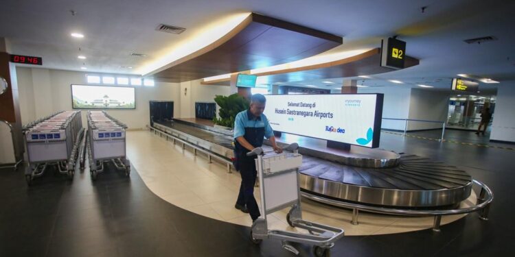 Angkasa Pura Angkat Anak Karni Ilyas Jadi Komisaris