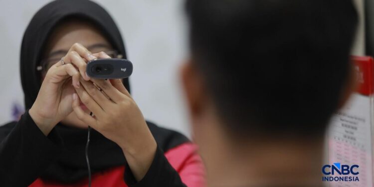 Pengganti Skor Kredit, Nomor HP Aktif 10 Tahun Bisa Dapat Pembiayaan