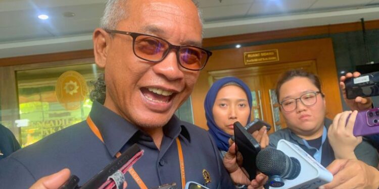 Pengadilan Niaga batalkan putusan KPPU soal bunga pinjol