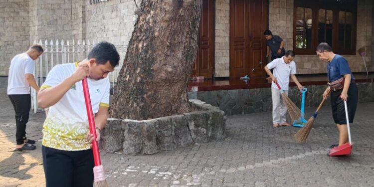 Ditjen Bimas Buddha gelar bersih-bersih Vihara sambut HUT ke-21