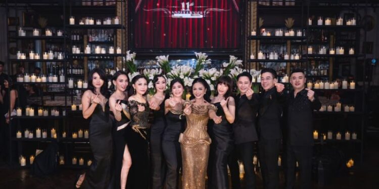 Krisdayanti rayakan 11 tahun Dermaluxe dalam dunia estetika medis