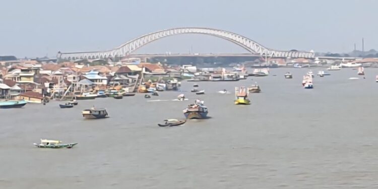 Pemkot  Palembang galakkan warga aksi peduli bersihkan Sungai Musi