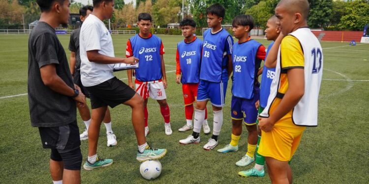 Asics buka peluang tiga pesepak bola muda Indonesia ke Jepang