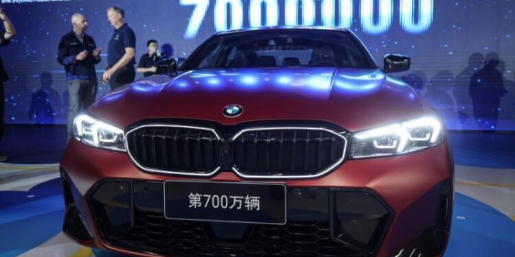 BMW mulai produksi massal baterai generasi keenam di Tiongkok
