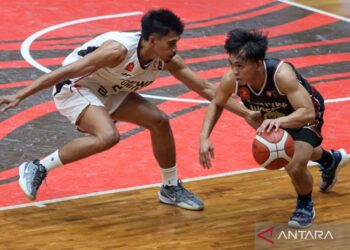 Dewa United lumat Satya Wacana 63-44 di IBL All Indonesian