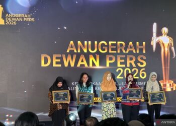 Dewan Pers dan KDM santuni keluarga peliput erupsi Anak Krakatau