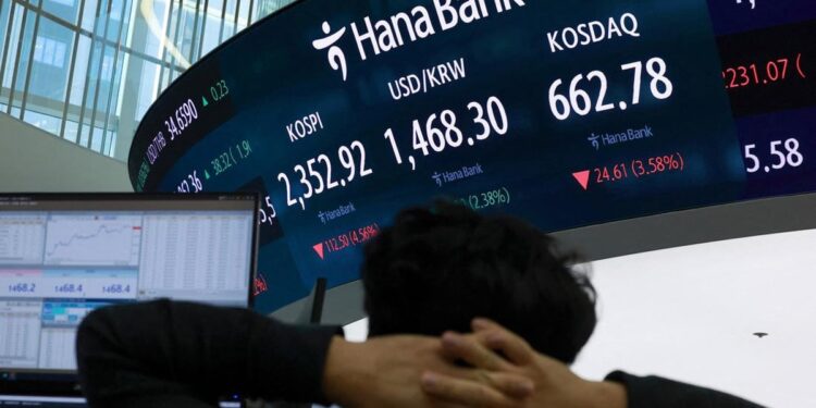 Bursa Asia Berguguran, Kospi Anjlok 5,6%
