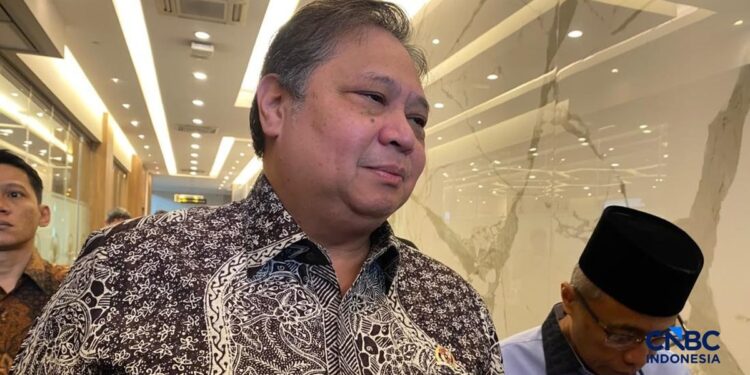 Airlangga Buka Suara Dolar Sentuh Rp18.000: Gara-Gara MSCI!