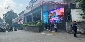 Dua Pintu Masuk Stasiun MRT Dukuh Atas Ditutup Sementara
